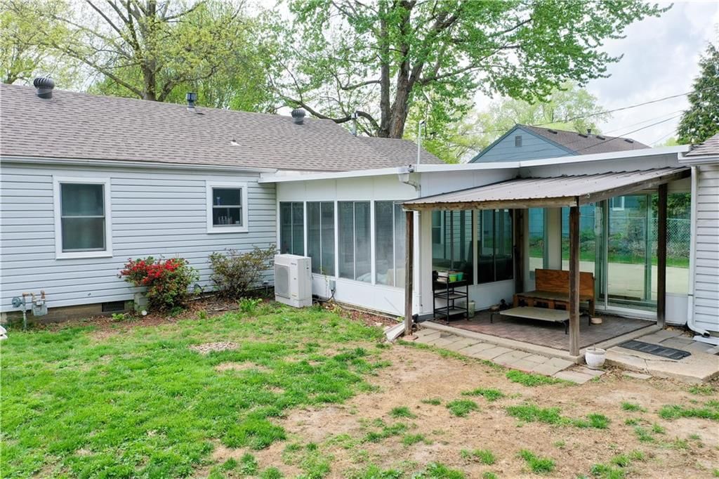 7709 Robinson Street — photo 34