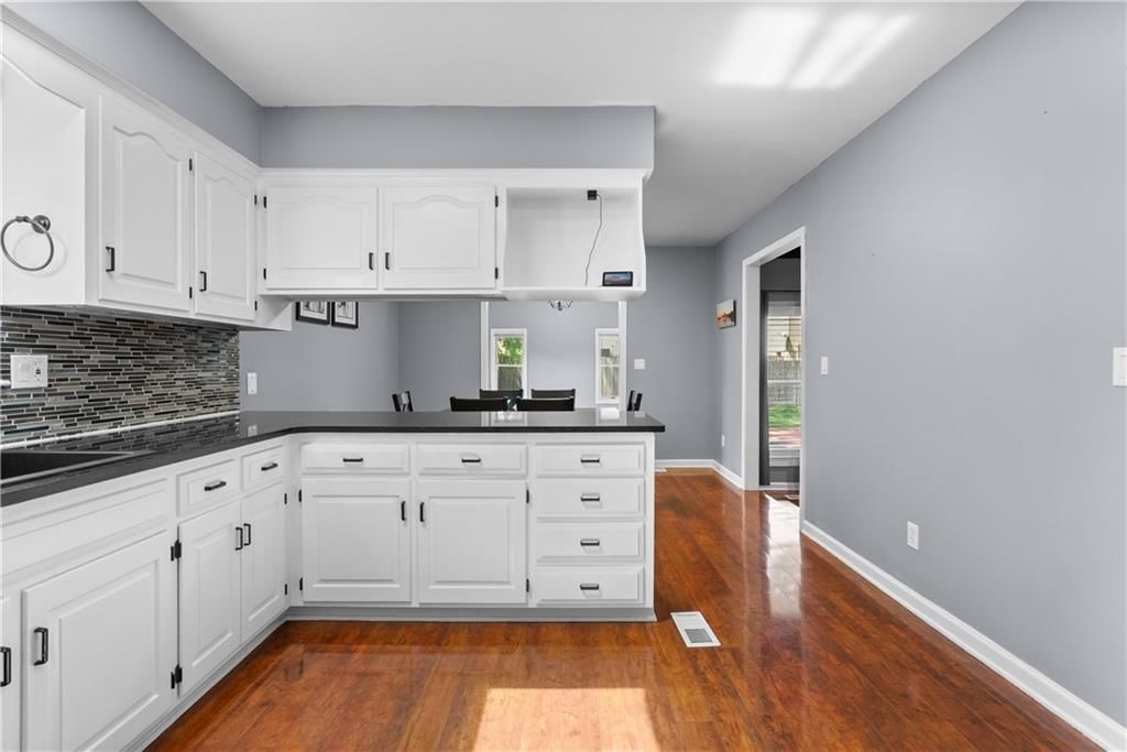 604 SE Adobe Street — photo 11