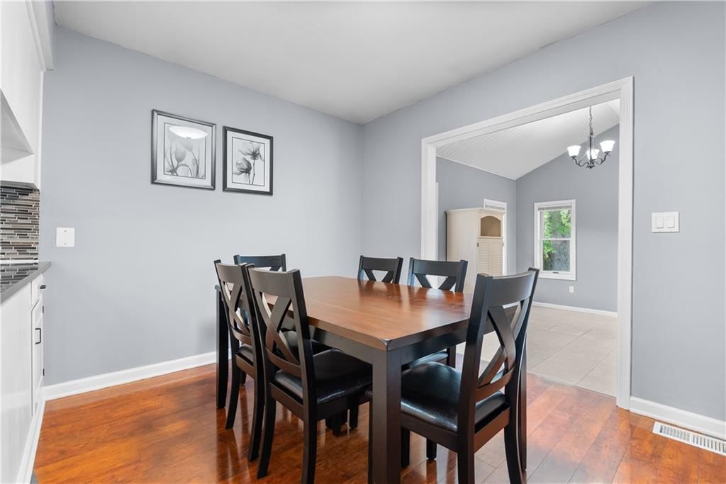 604 SE Adobe Street — photo 12