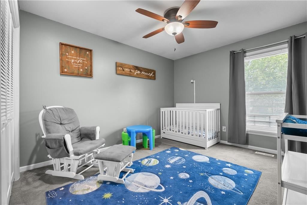 604 SE Adobe Street — photo 24