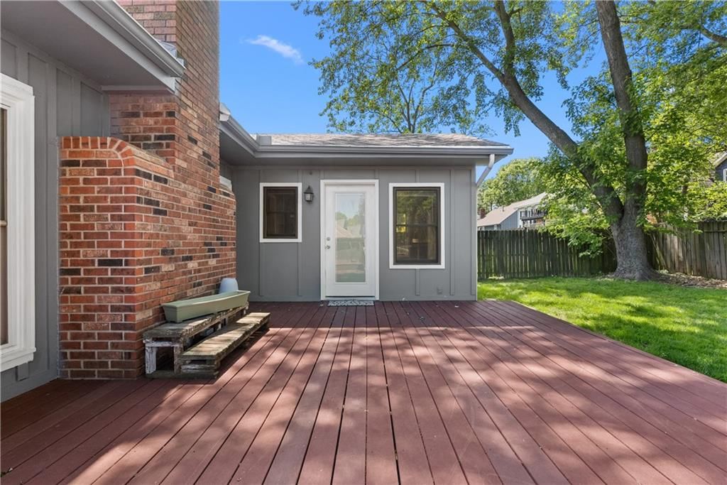 604 SE Adobe Street — photo 34
