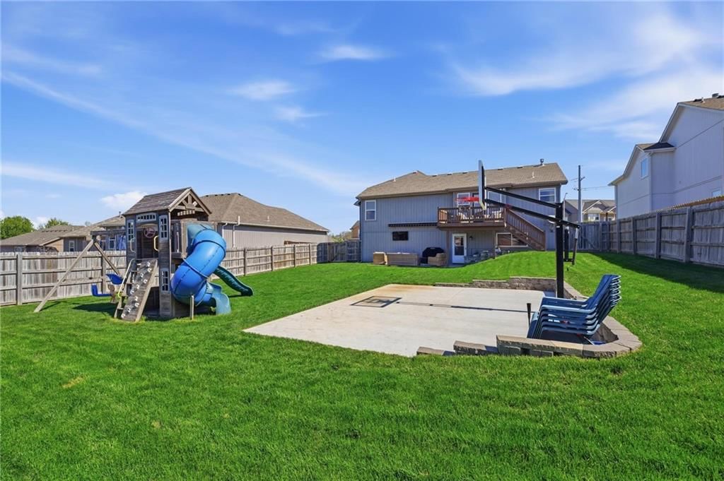 3805 NW Old Stagecoach Road — photo 2