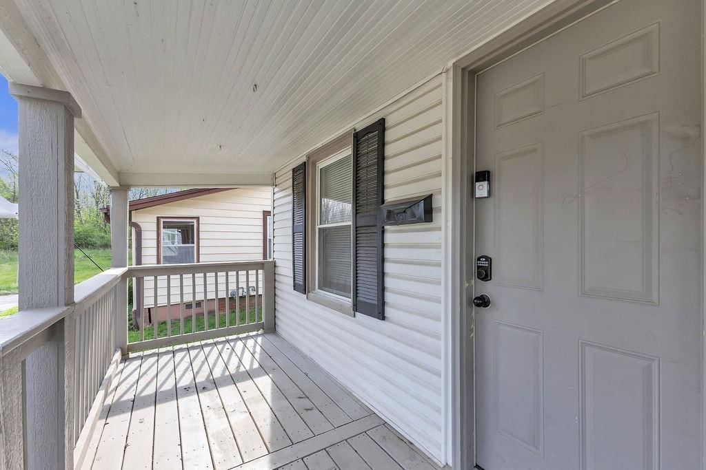 3142 Felix Street — photo 4