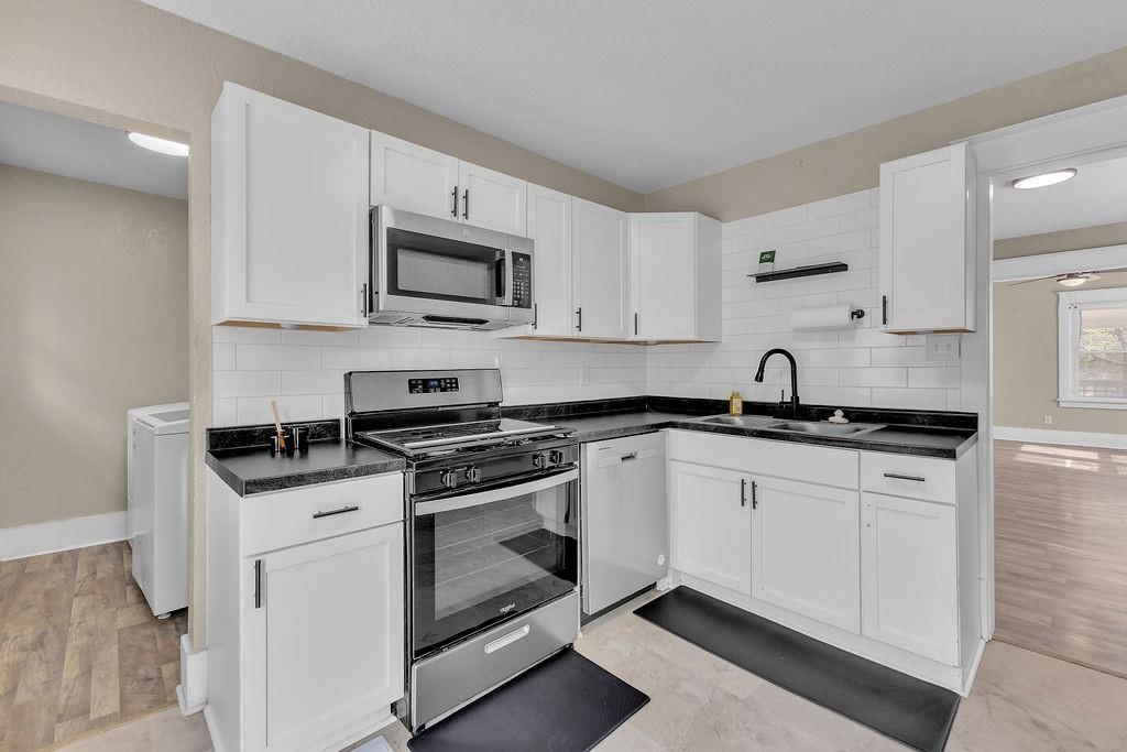 3142 Felix Street — photo 13