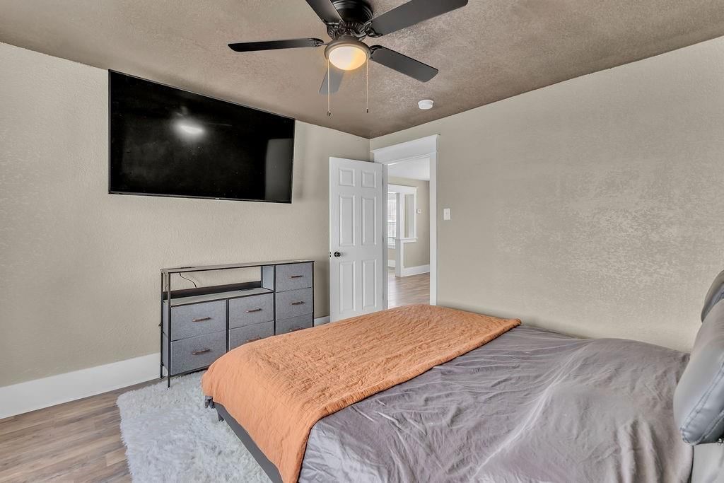 3142 Felix Street — photo 18