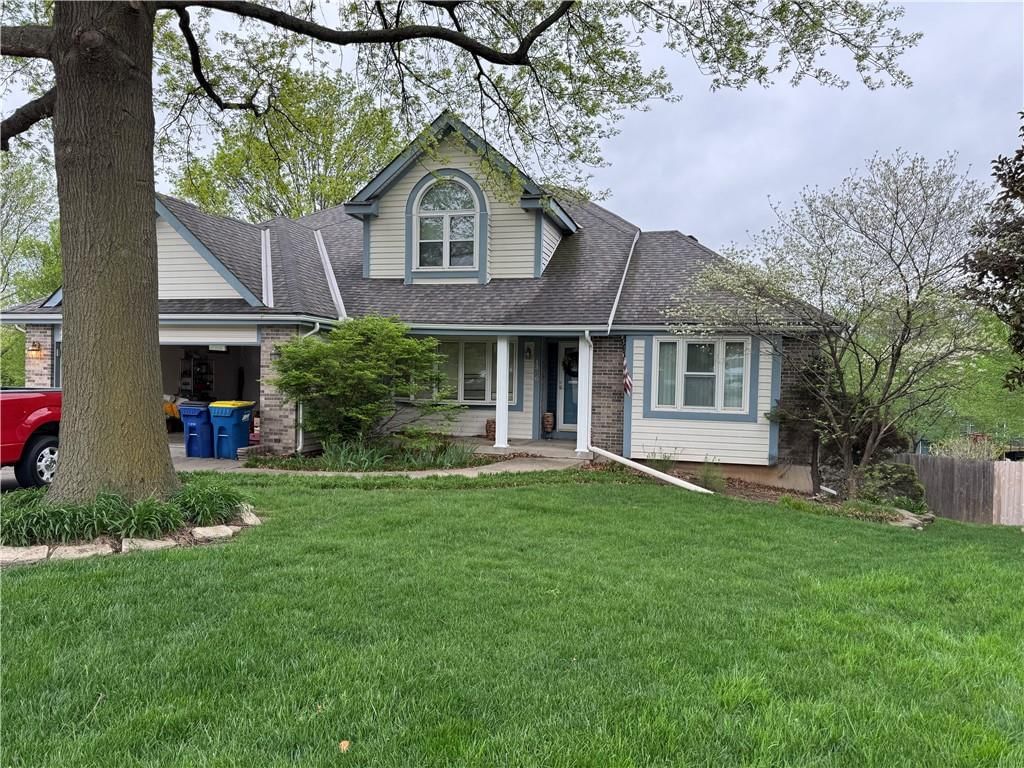 1546 Canterbury Lane, Liberty, MO