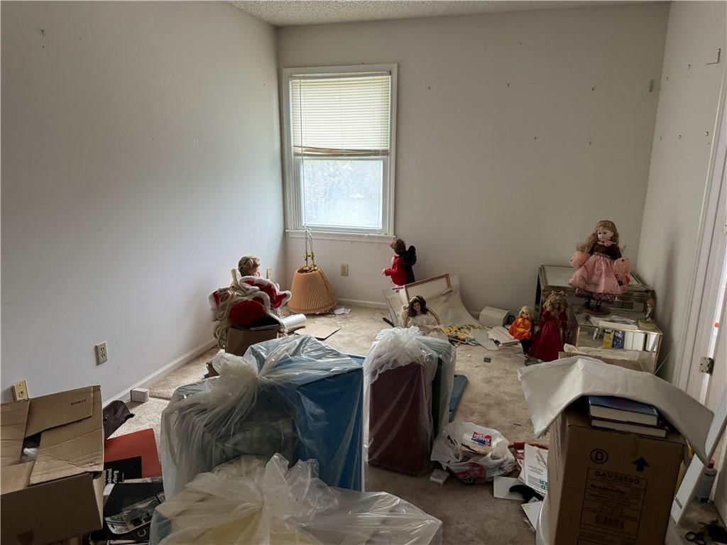 1546 Canterbury Lane — photo 6