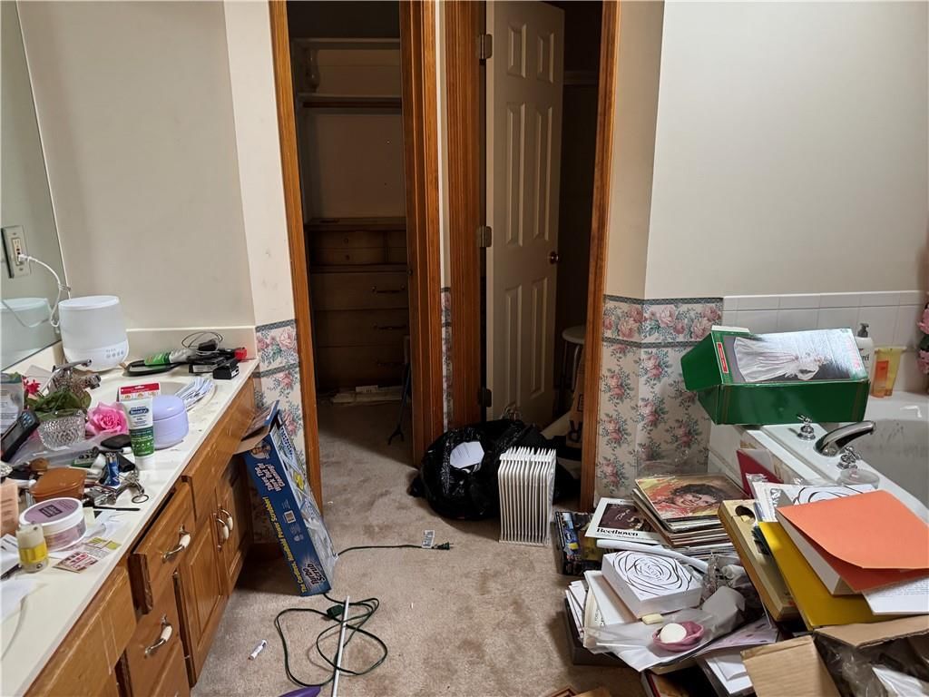 1546 Canterbury Lane — photo 10