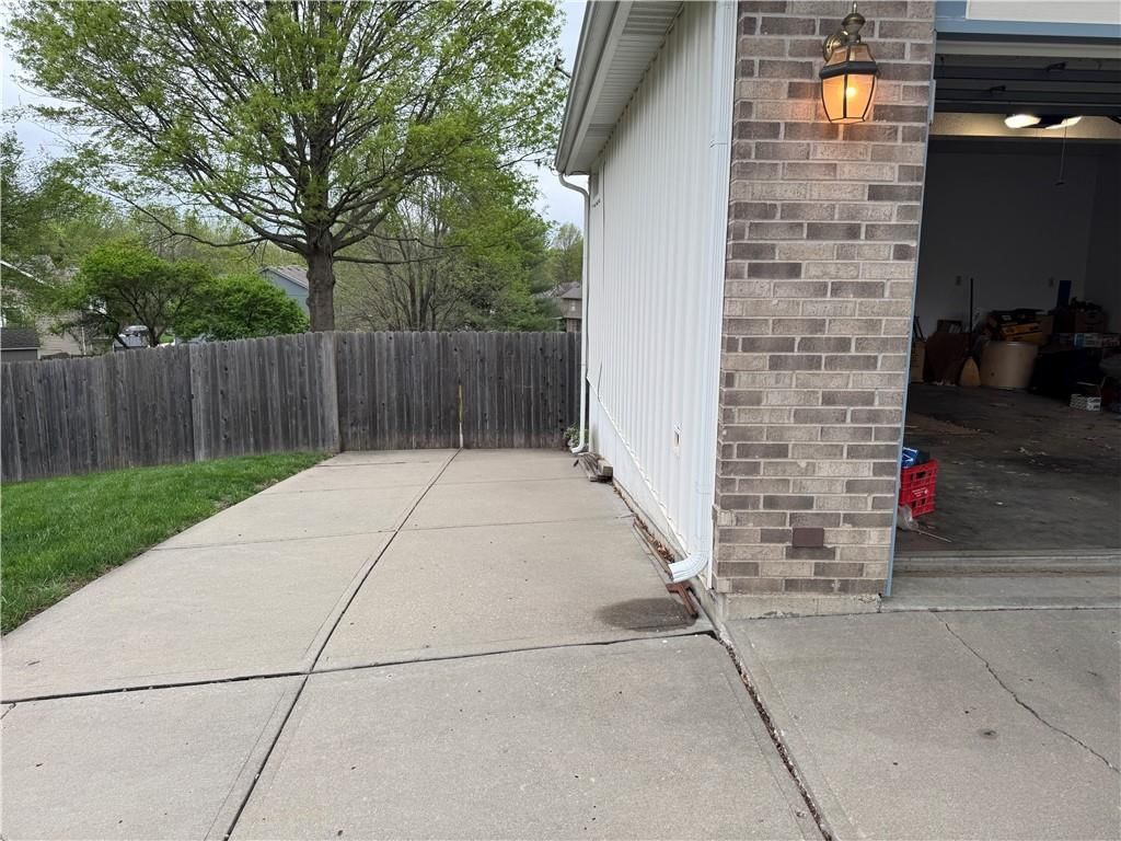 1546 Canterbury Lane — photo 22
