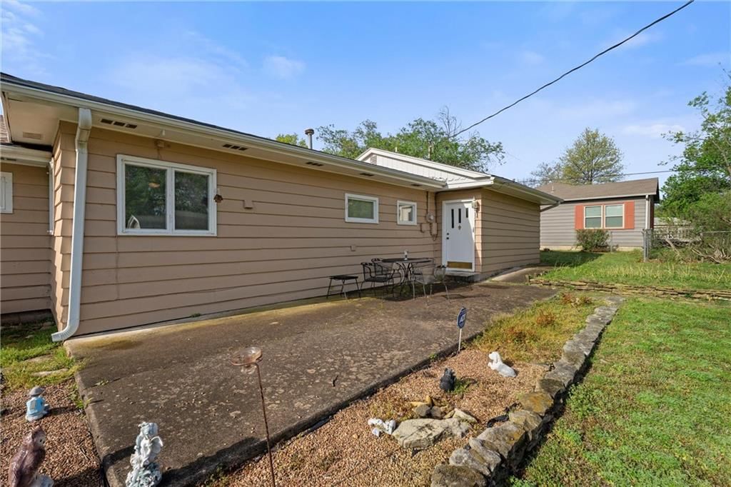 1318 Hibbard Street — photo 25