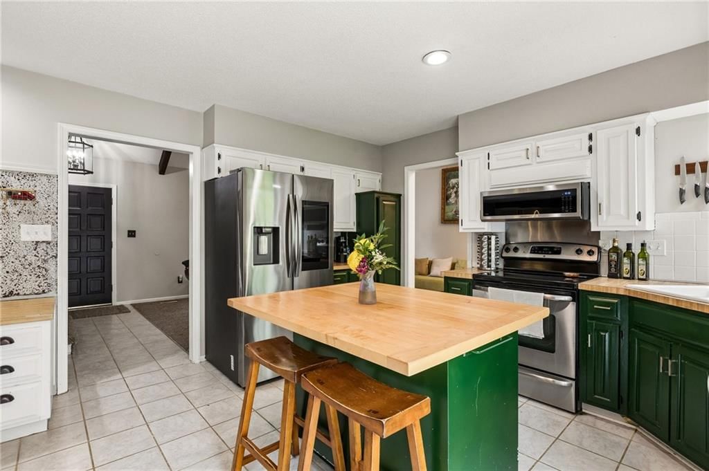 3509 Apple Tree Lane — photo 5