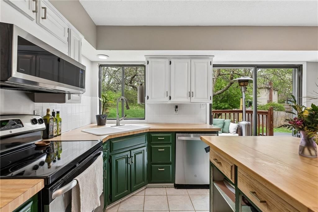 3509 Apple Tree Lane — photo 6