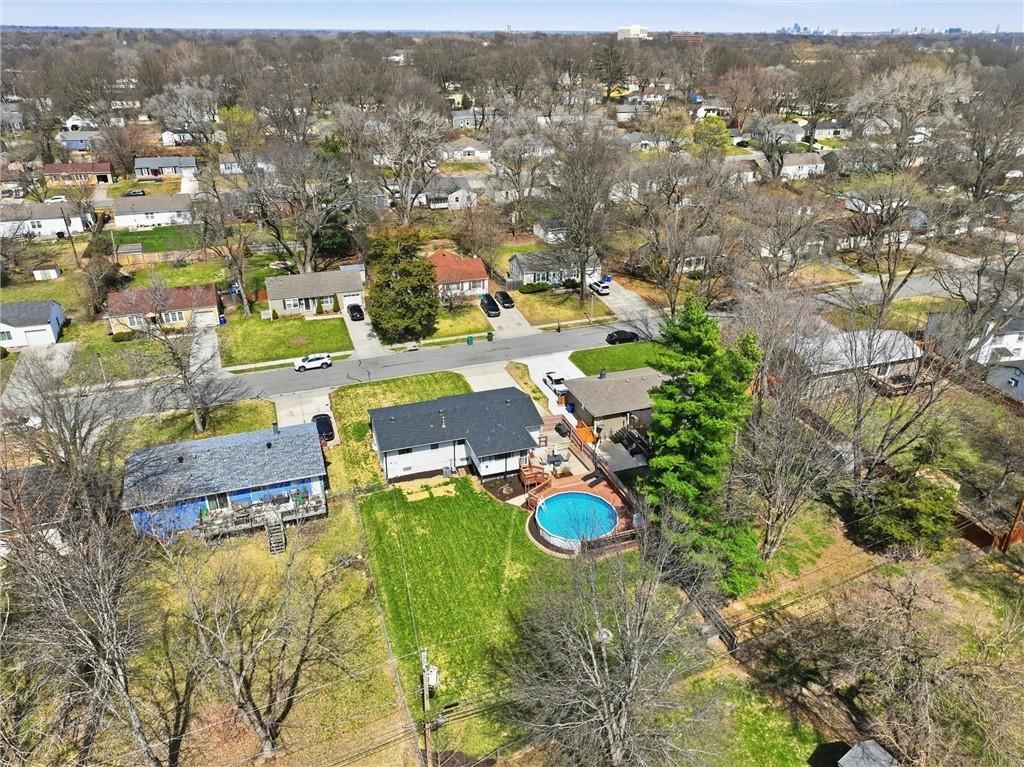 7721 W 65th Street — photo 32