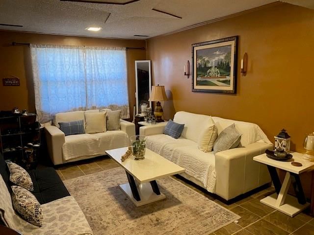 4615 Melody Lane — photo 3