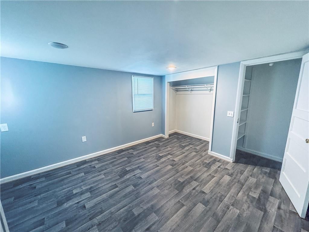 930 E Stone Street — photo 10