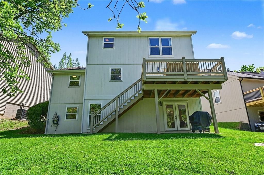 6330 N Bedford Avenue — photo 23
