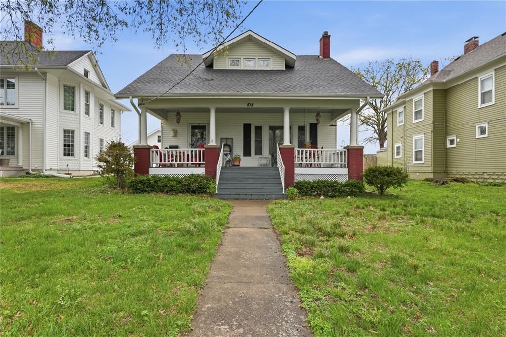 814 N Main Street — photo 1