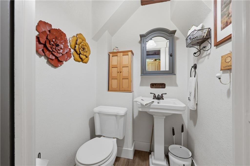 814 N Main Street — photo 12