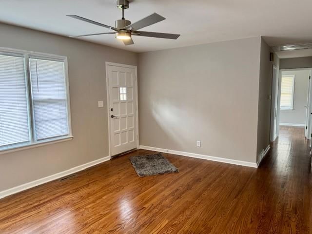 3835 N Denver Avenue — photo 5