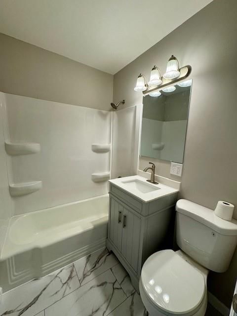 3835 N Denver Avenue — photo 26