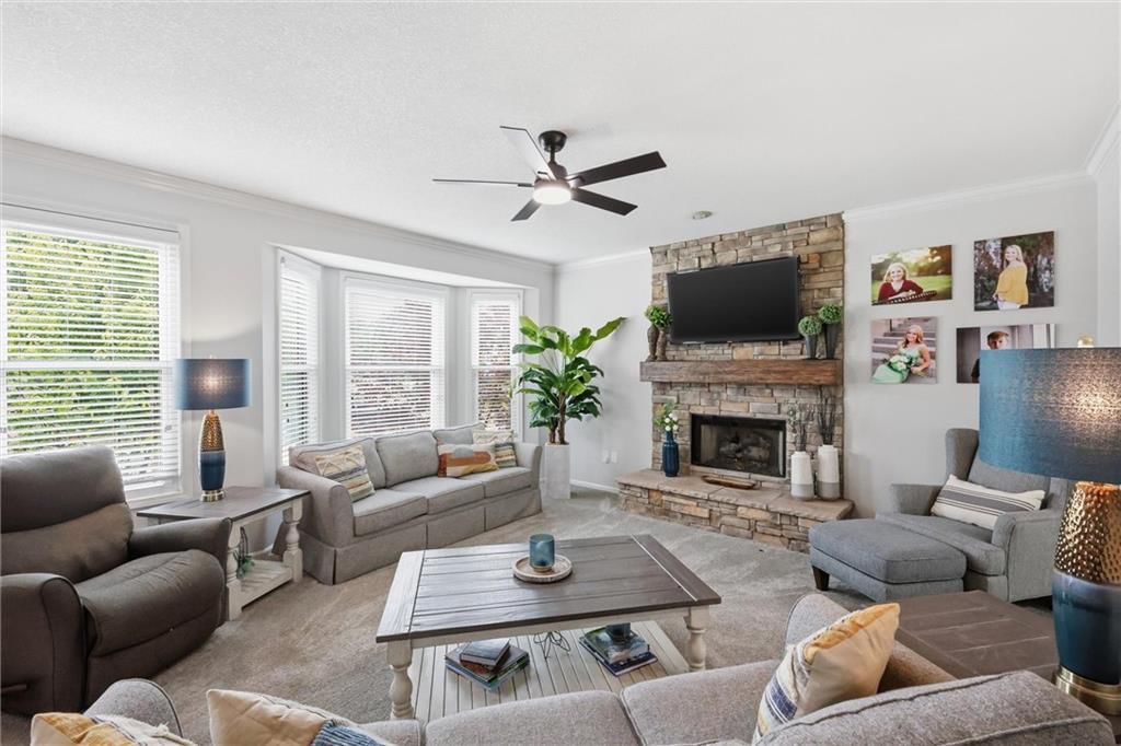 21409 W 50th Terrace — photo 4