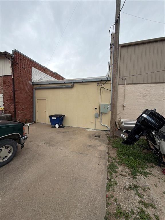 239 N Cedar Street — photo 2