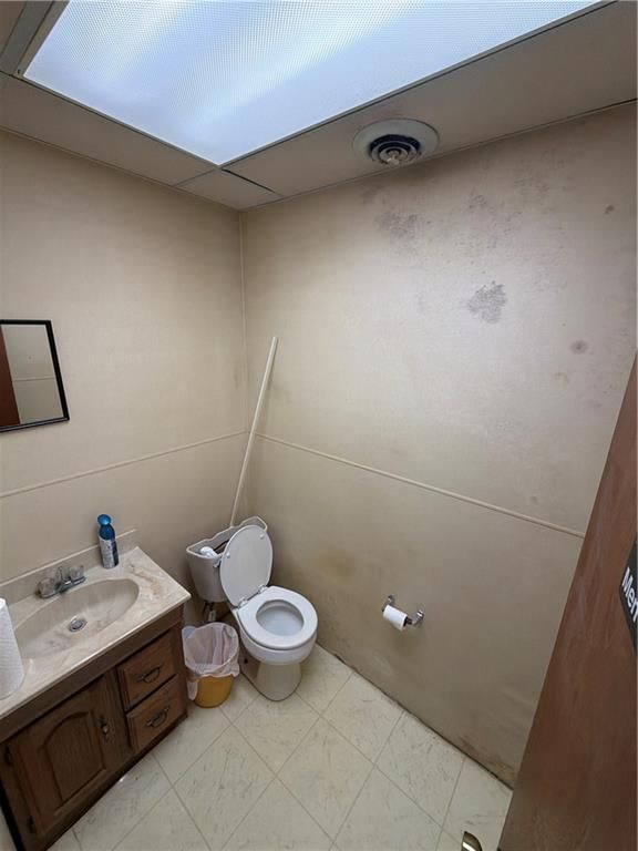 239 N Cedar Street — photo 7