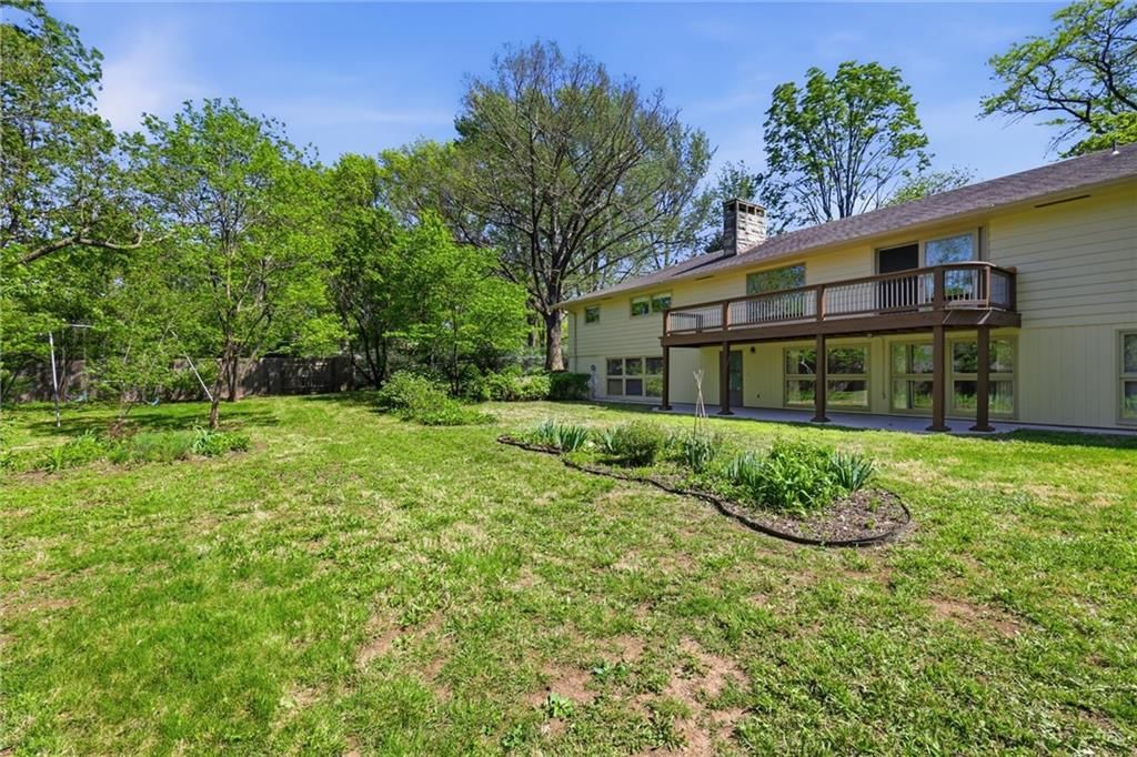 2400 Orchard Lane — photo 5