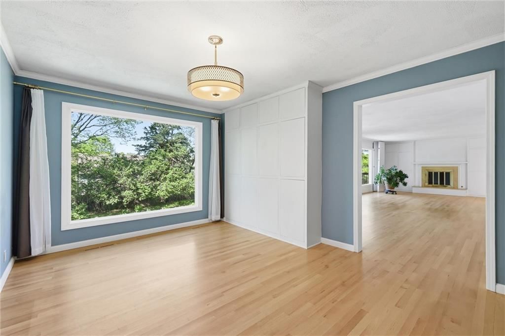 2400 Orchard Lane — photo 15