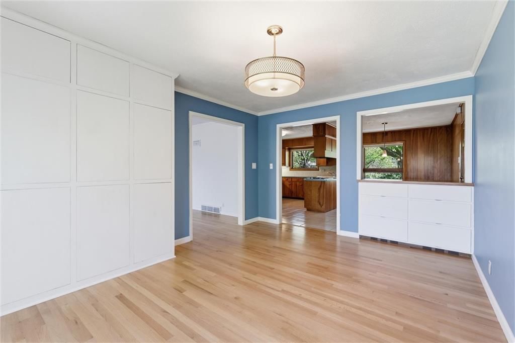 2400 Orchard Lane — photo 16
