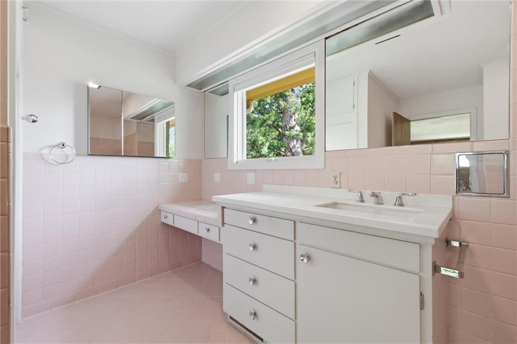 2400 Orchard Lane — photo 21