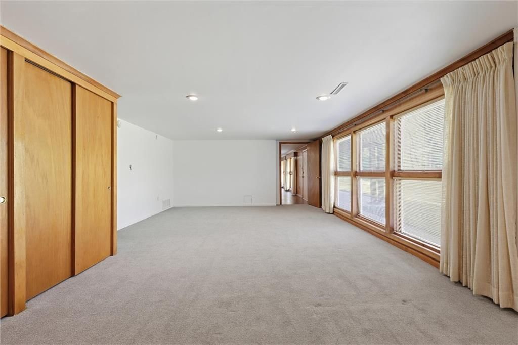 2400 Orchard Lane — photo 27