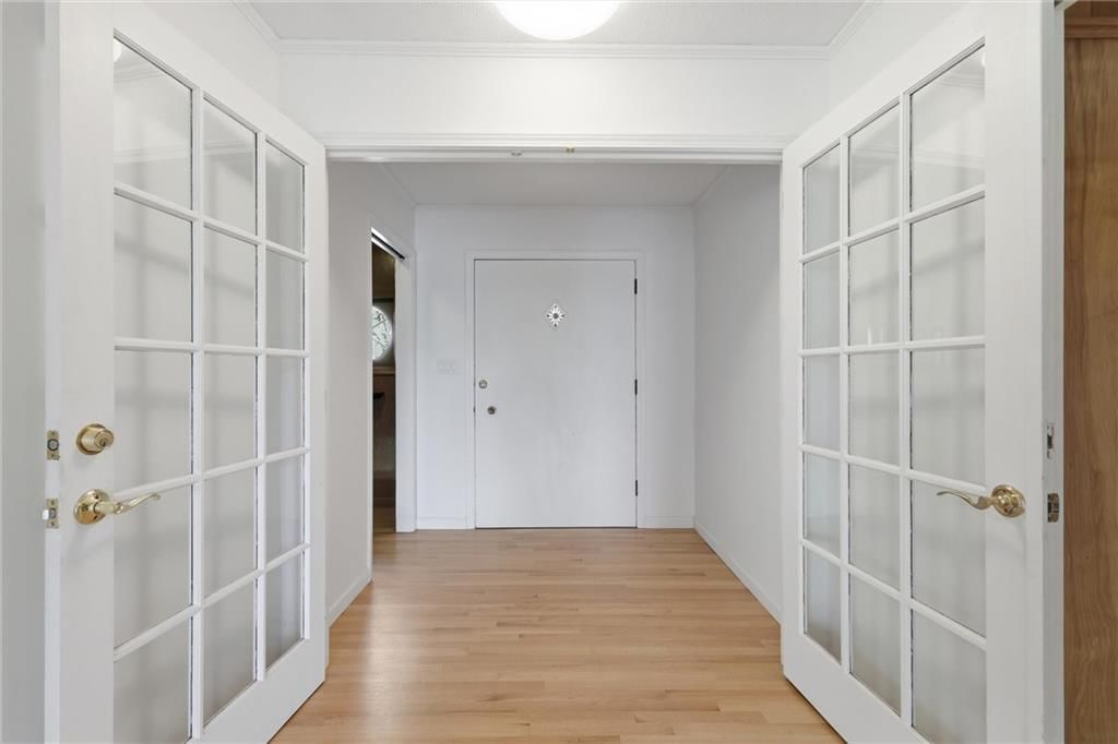 2400 Orchard Lane — photo 37