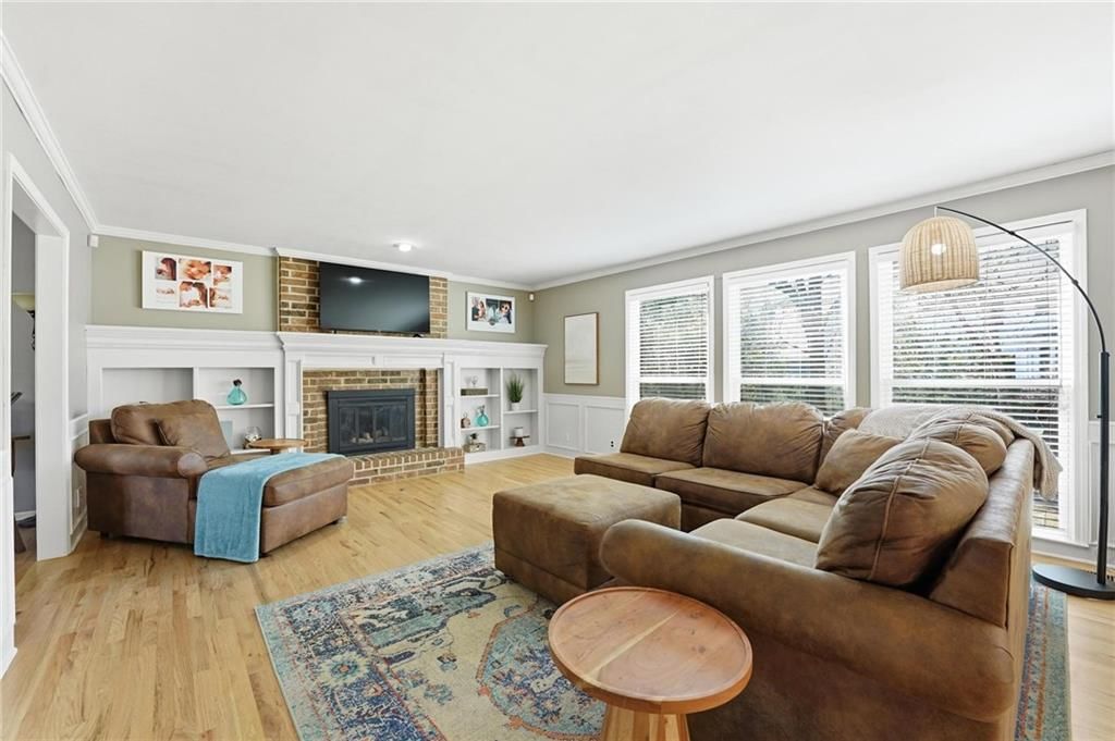 12402 Mastin Street — photo 7