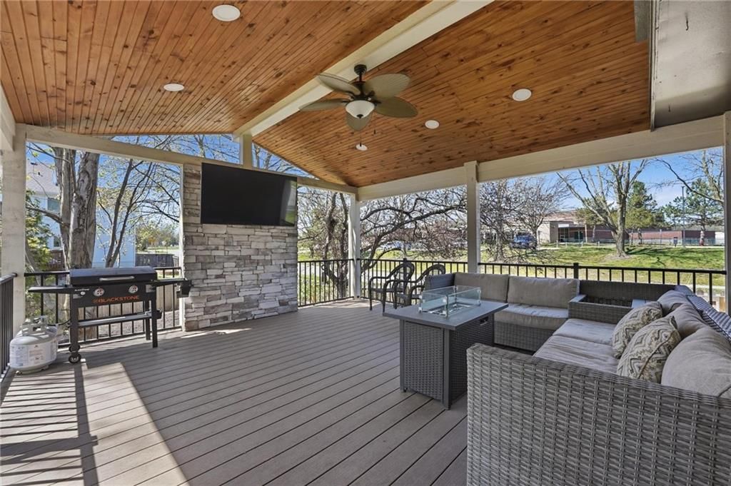 12402 Mastin Street — photo 14
