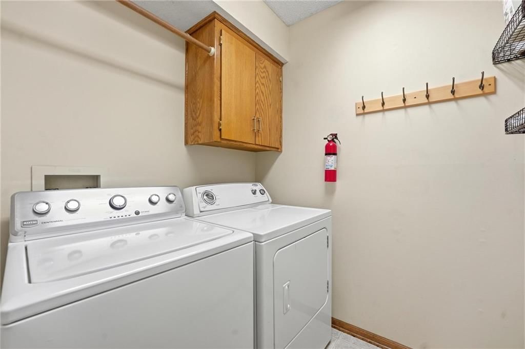 12402 Mastin Street — photo 21