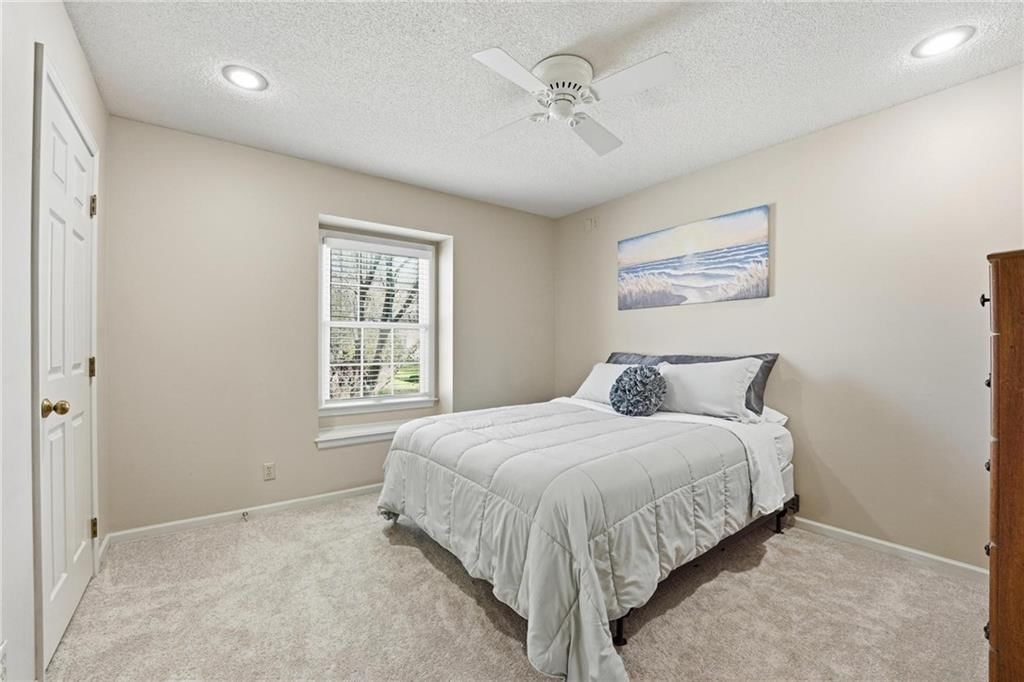 12402 Mastin Street — photo 46