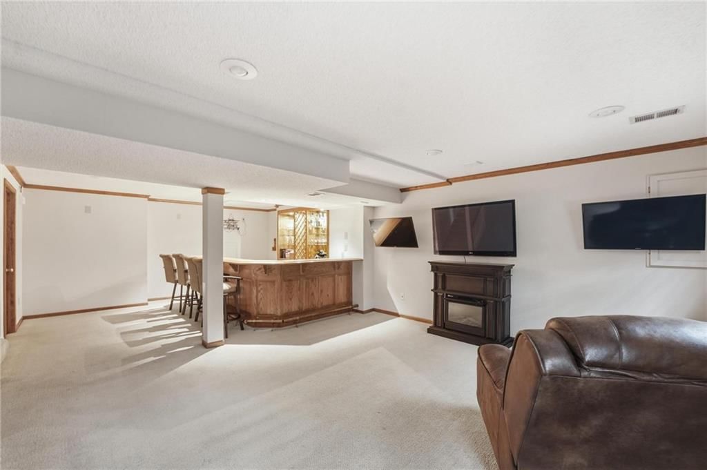 12402 Mastin Street — photo 53