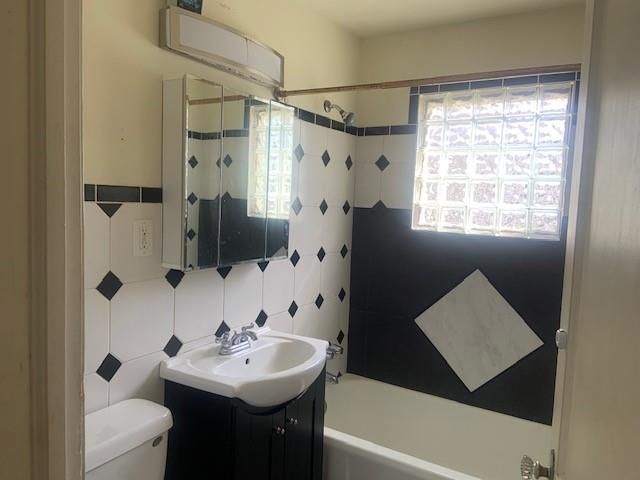 8117 Walnut Street — photo 8