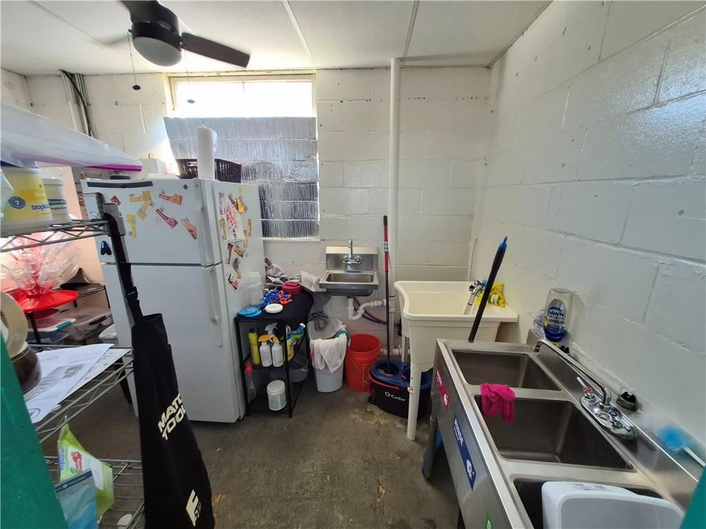 304 Madison N/A — photo 13