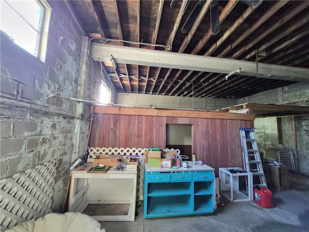 304 Madison N/A — photo 17