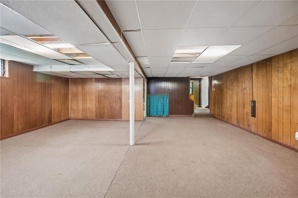 8412 England Street — photo 27