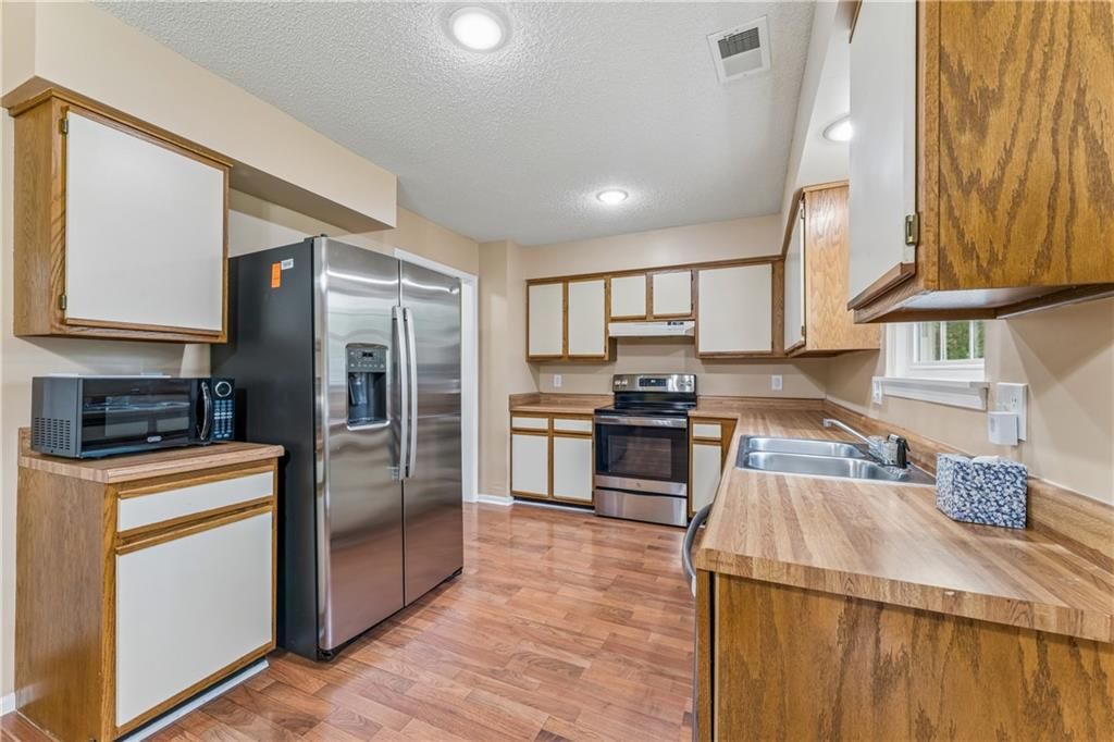 1440 N Lucy Montgomery Way — photo 11