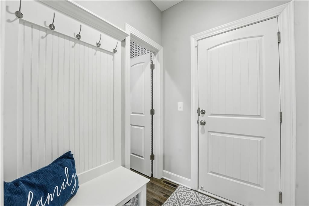 18933 W 168th Street — photo 23