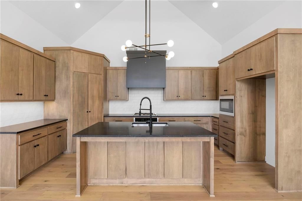 18625 Reinhardt Street — photo 16