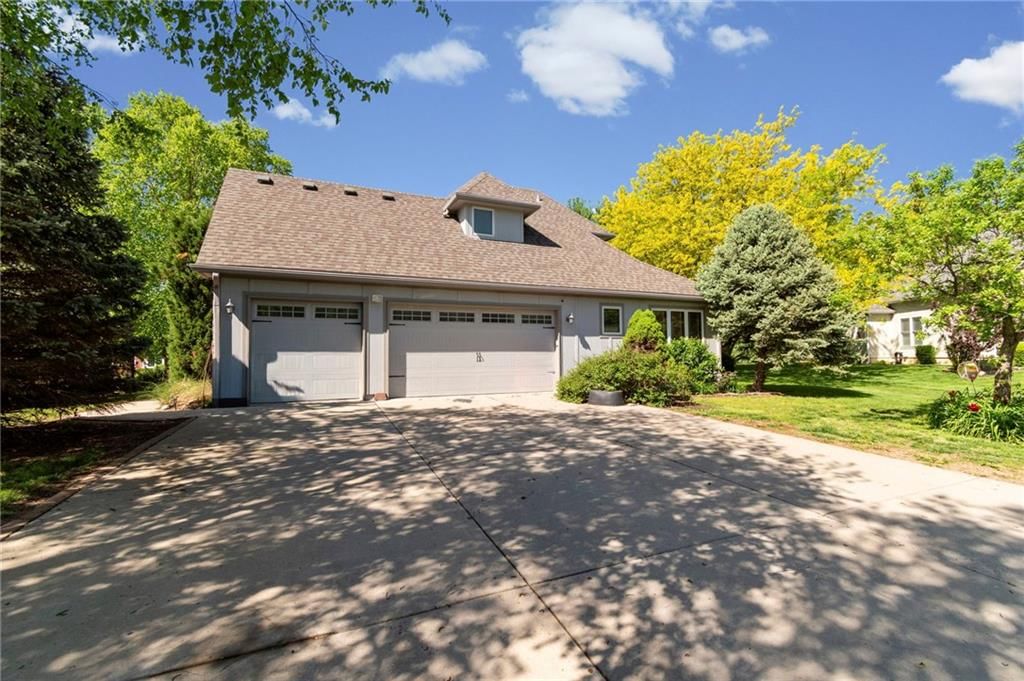 15733 Pine Circle — photo 3