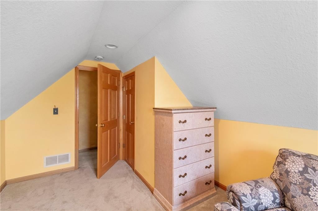 15733 Pine Circle — photo 25