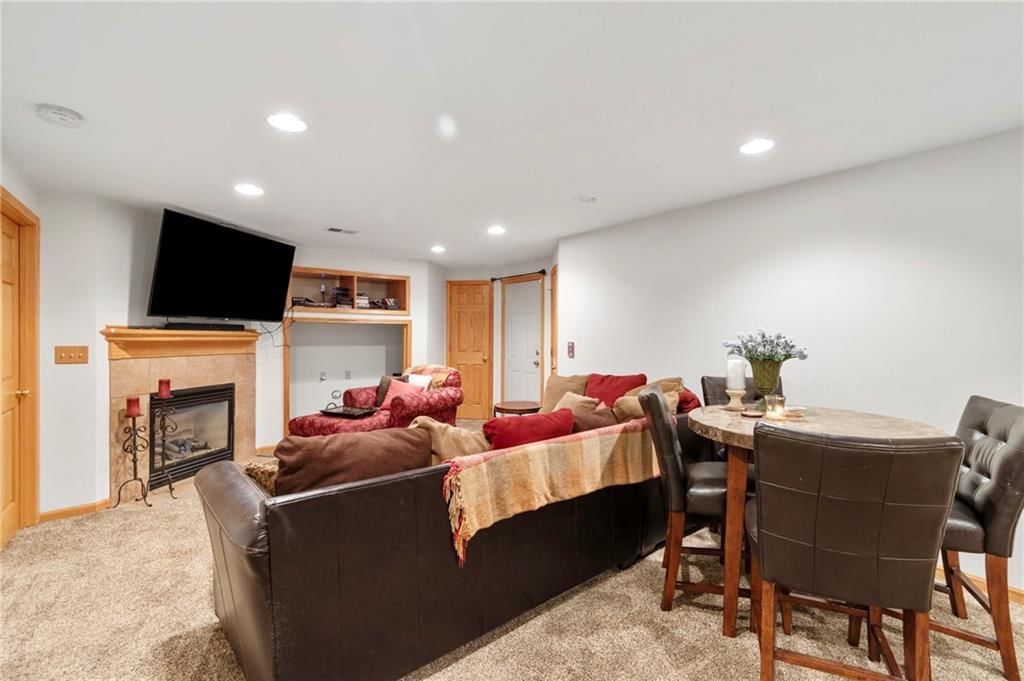 15733 Pine Circle — photo 31