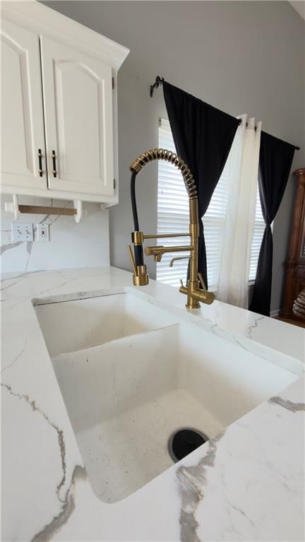 14912 Pine View Drive — photo 10