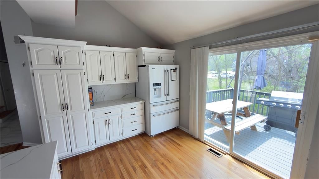 14912 Pine View Drive — photo 13